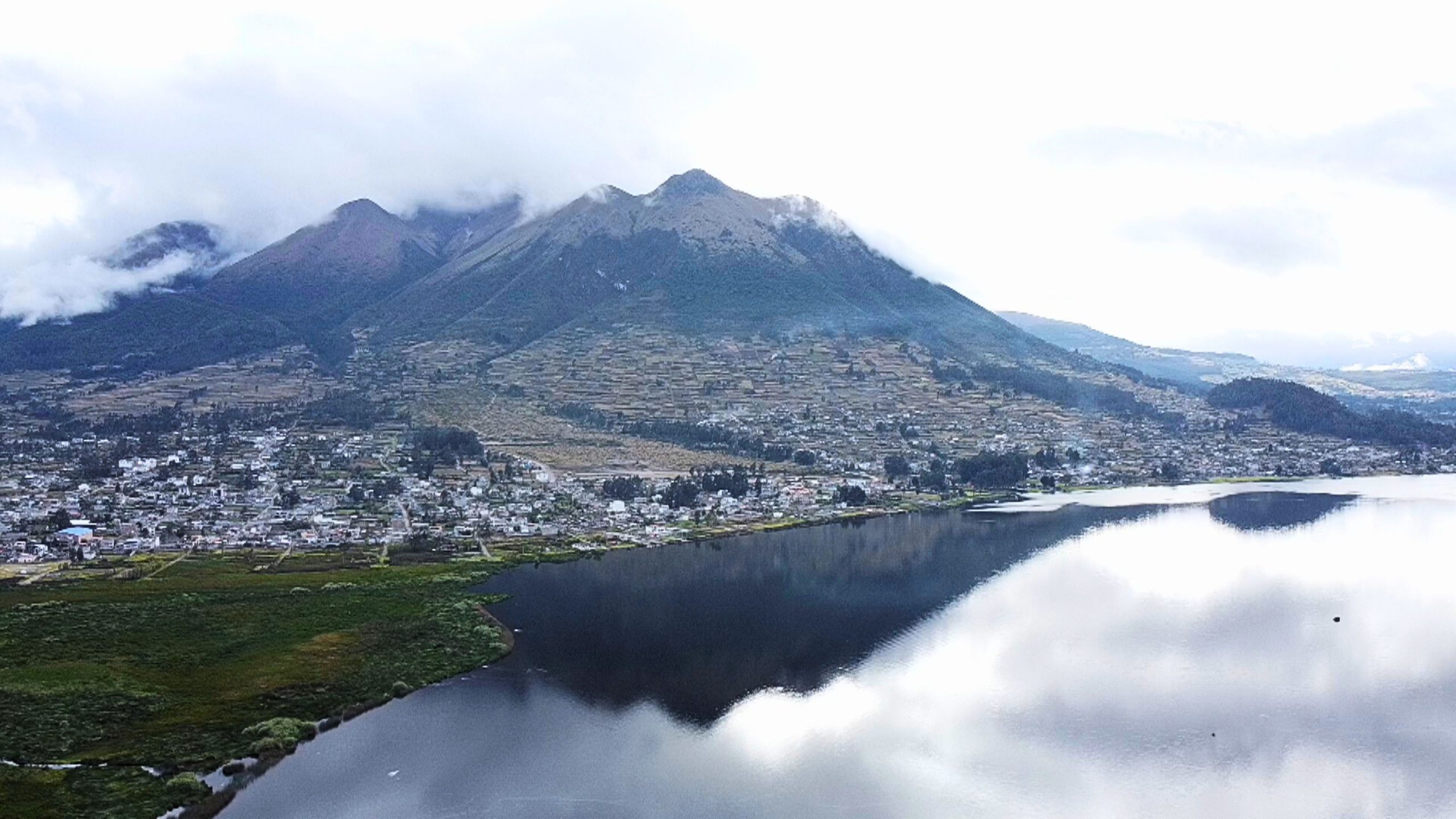 LAGO SAN PABLO, UN ECOSISTEMA EN RIESGO DE MUERTE