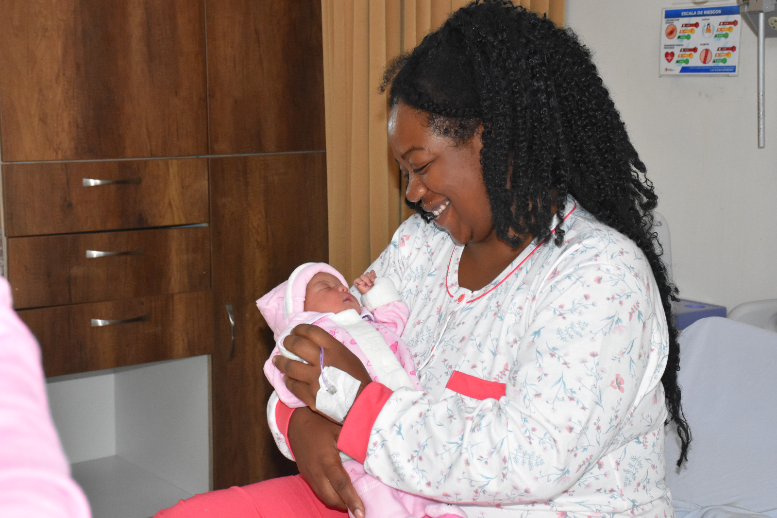 MÁS DE 126 MIL BEBÉS INSCRITOS EN EL REGISTRO CIVIL DURANTE 2025 EN ECUADOR