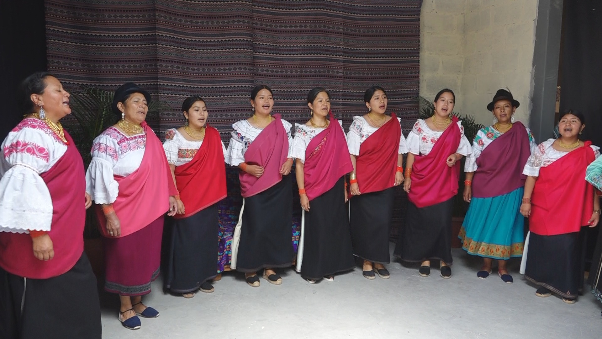 SINCHI WARMIKUNA, DE LAS COMUNIDADES DE IMBABURA A UN ESCENARIO INTERNACIONAL