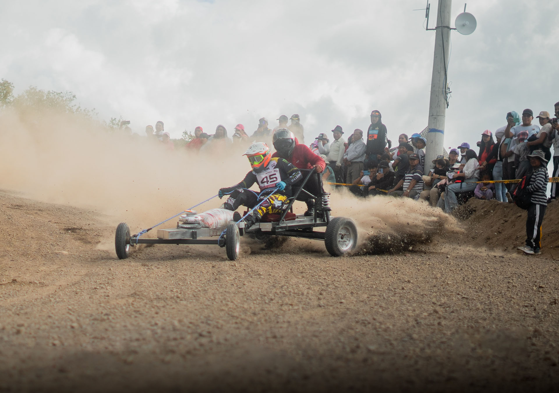 PIMAMPIRO SE ALISTA PARA VIVIR SU TRADICIONAL CARRERA DE COCHES DE MADERA
