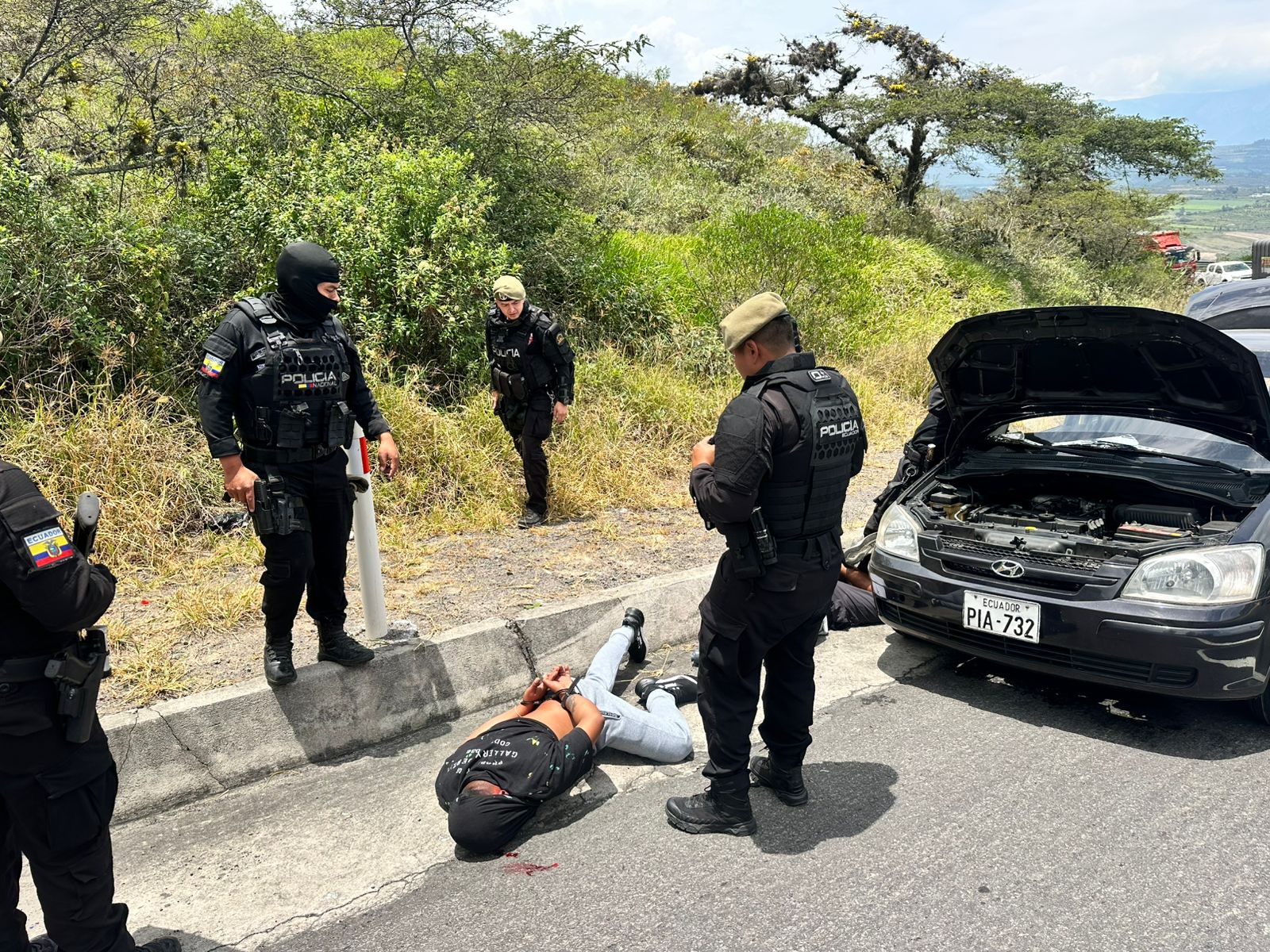 PRISIÓN PREVENTIVA PARA CINCO PRESUNTOS MIEMBROS DE ‘LOS LOBOS’ POR ROBO E INTENTO DE SECUESTRO