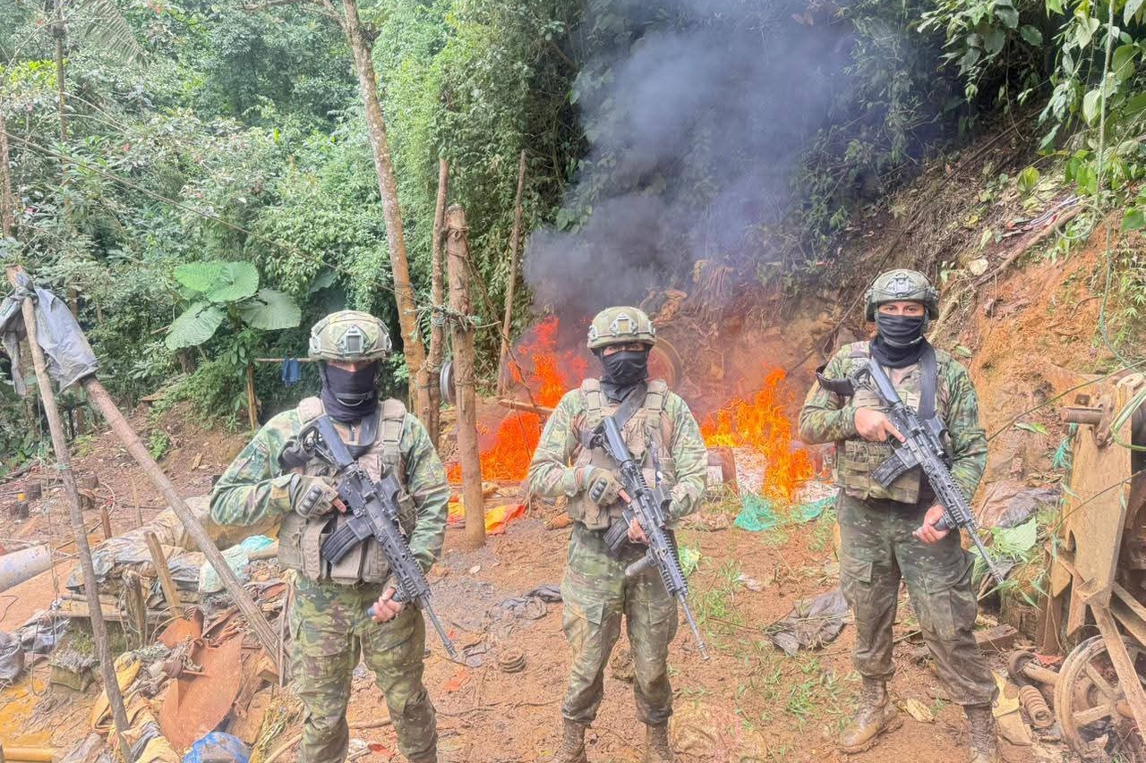 FUERZAS ARMADAS GOLPEAN DOS VECES EN 48 HORAS A MINERÍA ILEGAL EN BUENOS AIRES
